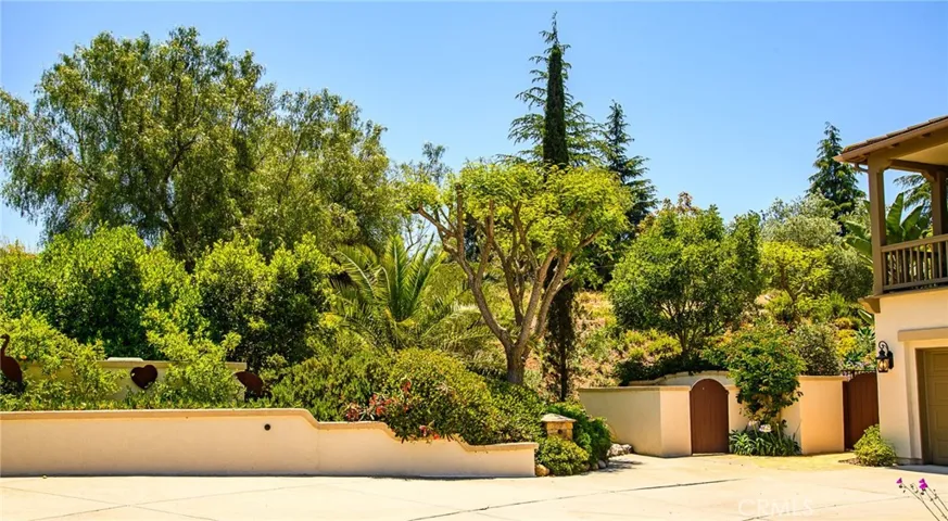 733 Vista Point Circle, Vista, California 92084