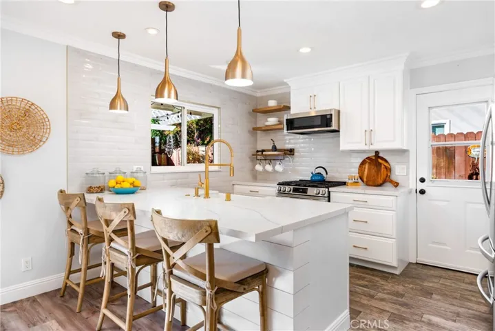 3295 Iowa Street, Costa Mesa, California 92626