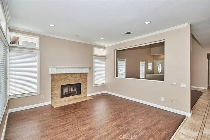 914 S Lone Pine Lane, Anaheim Hills, California 92808