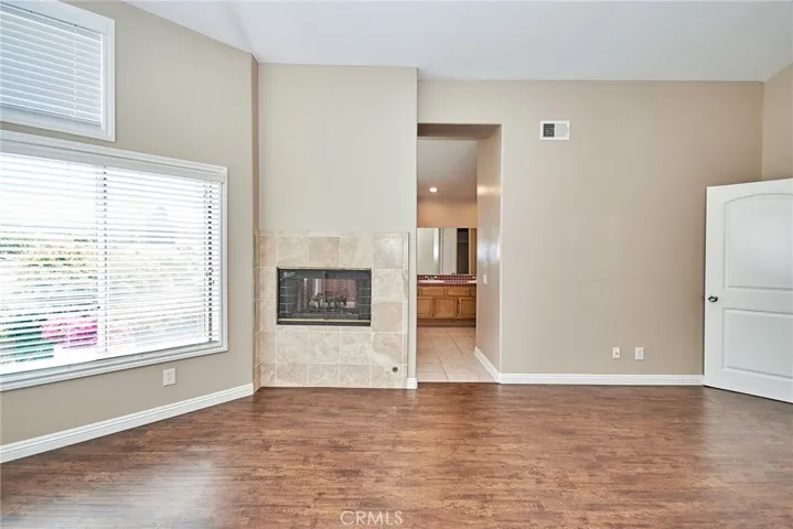 914 S Lone Pine Lane, Anaheim Hills, California 92808