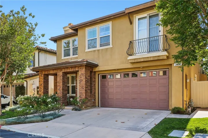 2107 Canyon Circle, Costa Mesa, California 92627