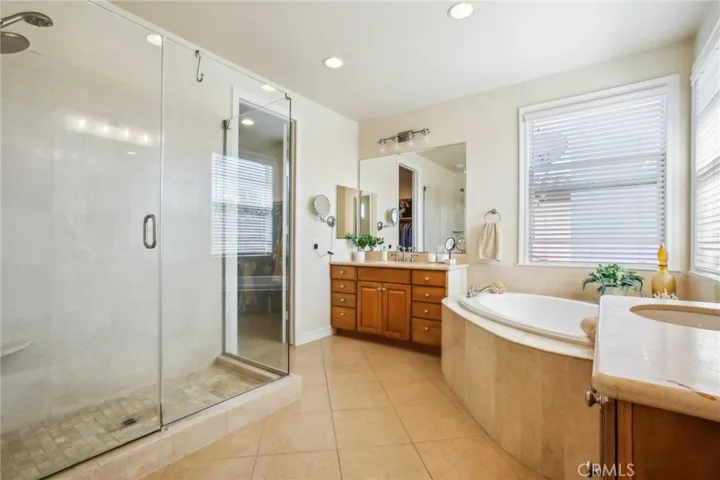 2107 Canyon Circle, Costa Mesa, California 92627