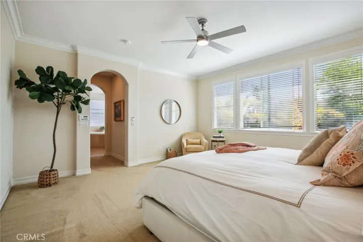 2107 Canyon Circle, Costa Mesa, California 92627