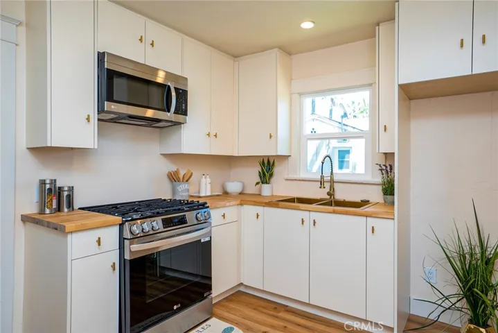518 E J Street, Ontario, California 91764