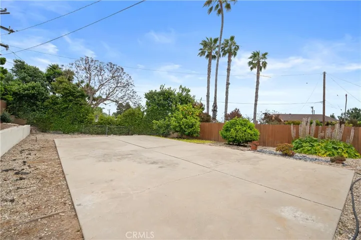 8 Clipper Road, Rancho Palos Verdes, California 90275