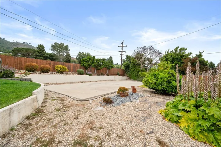 8 Clipper Road, Rancho Palos Verdes, California 90275