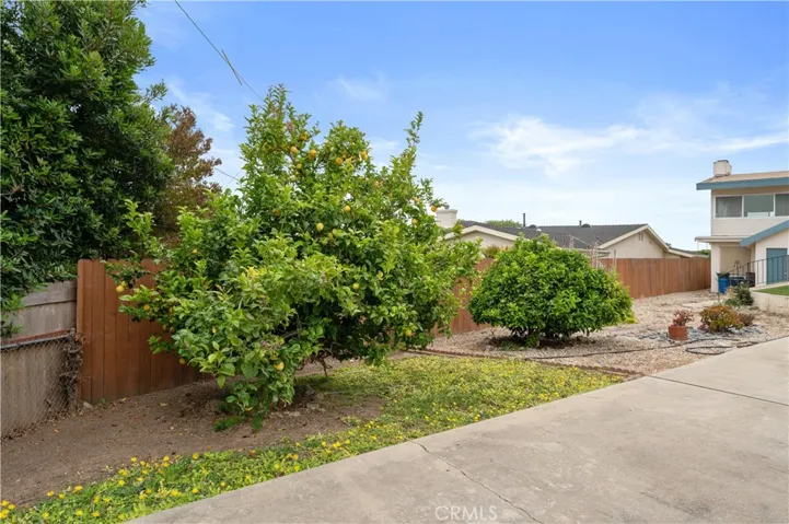 8 Clipper Road, Rancho Palos Verdes, California 90275