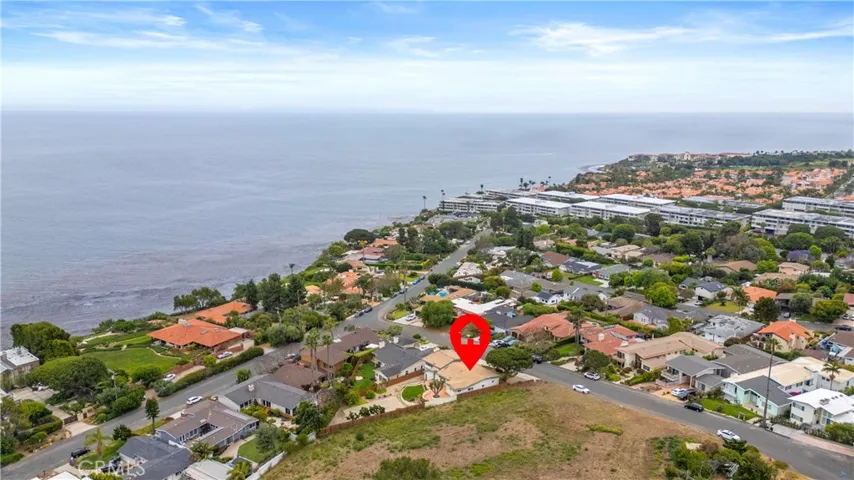 8 Clipper Road, Rancho Palos Verdes, California 90275