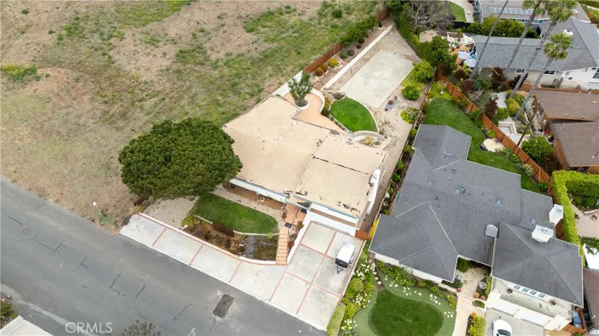8 Clipper Road, Rancho Palos Verdes, California 90275