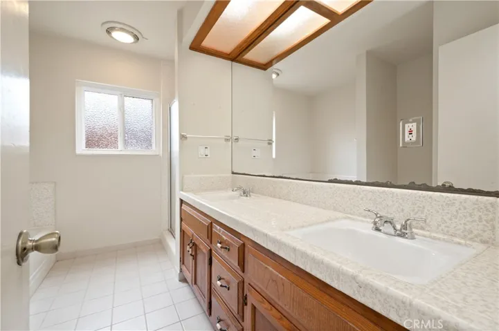 8 Clipper Road, Rancho Palos Verdes, California 90275