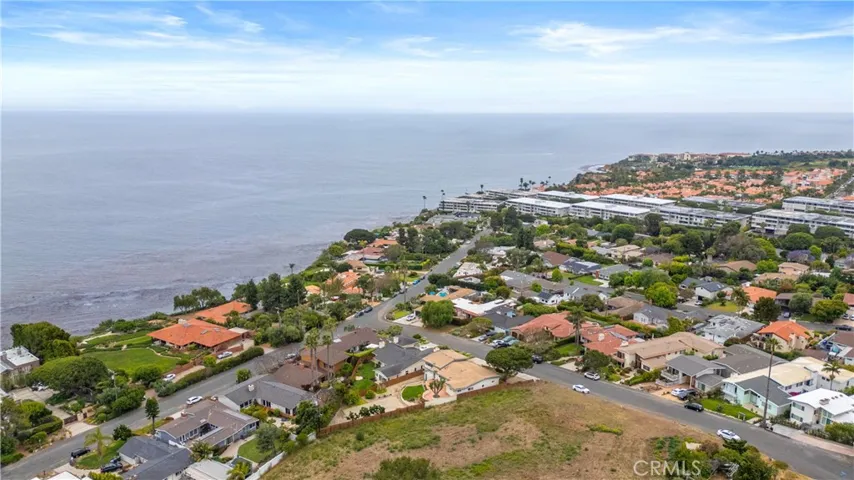 8 Clipper Road, Rancho Palos Verdes, California 90275