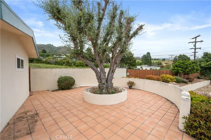 8 Clipper Road, Rancho Palos Verdes, California 90275