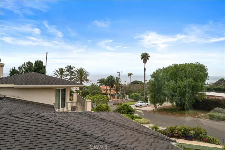 8 Clipper Road, Rancho Palos Verdes, California 90275