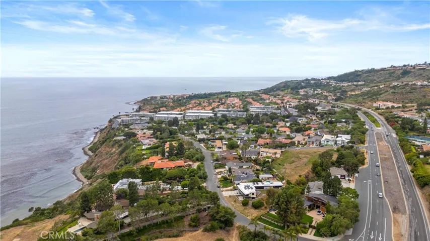 8 Clipper Road, Rancho Palos Verdes, California 90275
