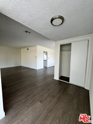 710 S St Andrews Place 11, Los Angeles, California 90005