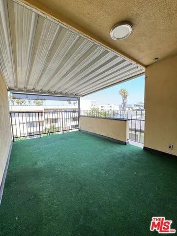 710 S St Andrews Place 11, Los Angeles, California 90005