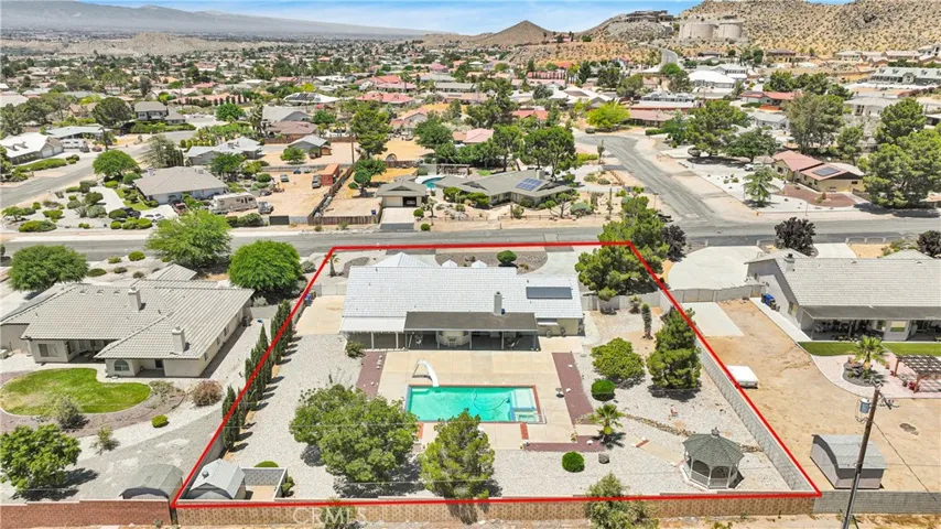 16565 Nosoni Road, Apple Valley, California 92307