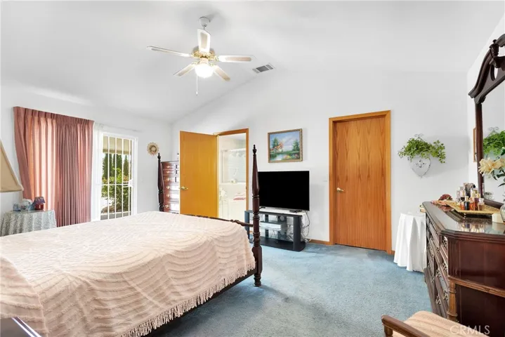 16565 Nosoni Road, Apple Valley, California 92307
