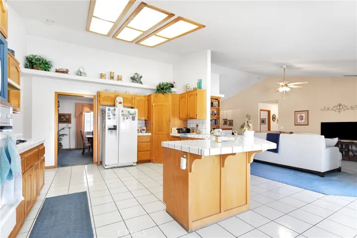 16565 Nosoni Road, Apple Valley, California 92307