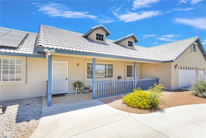 16565 Nosoni Road, Apple Valley, California 92307