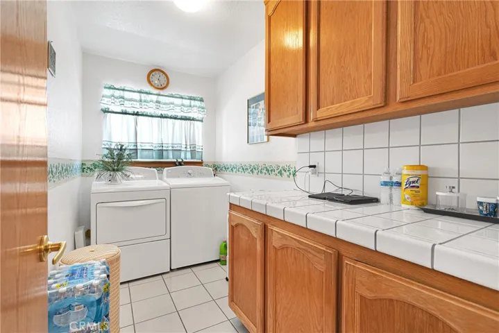 16565 Nosoni Road, Apple Valley, California 92307