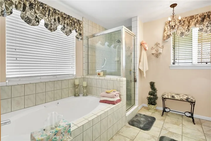 16565 Nosoni Road, Apple Valley, California 92307