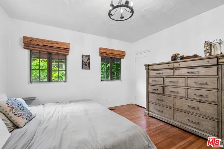 2116 Las Lunas Street, Pasadena, California 91107