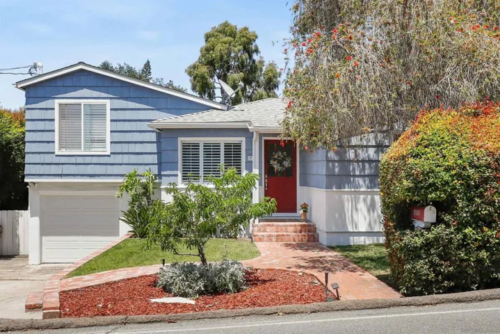9334 Carmichael Dr, La Mesa, California 91941