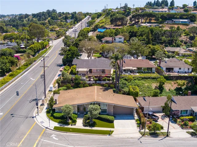 5306 Montemalaga Drive, Rancho Palos Verdes, California 90275