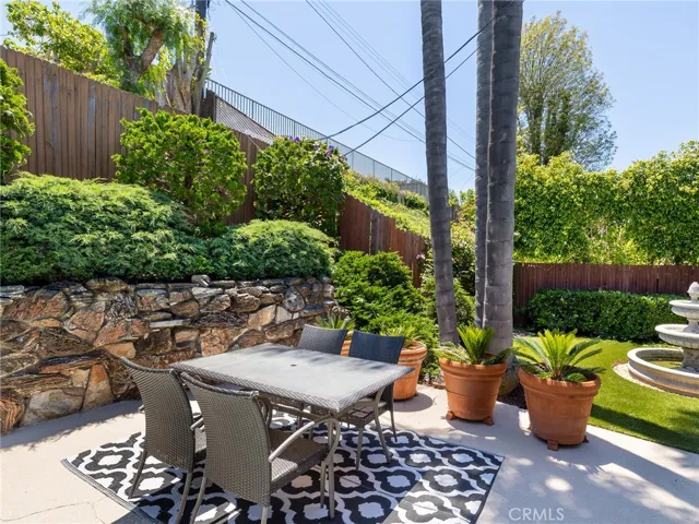 5306 Montemalaga Drive, Rancho Palos Verdes, California 90275