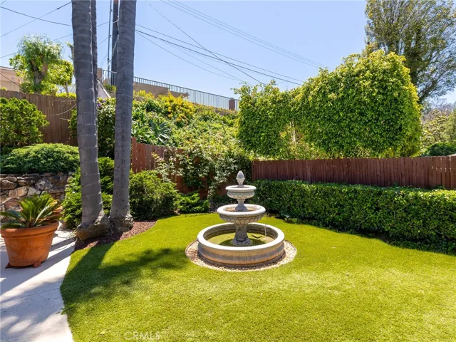 5306 Montemalaga Drive, Rancho Palos Verdes, California 90275