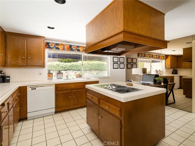 5306 Montemalaga Drive, Rancho Palos Verdes, California 90275