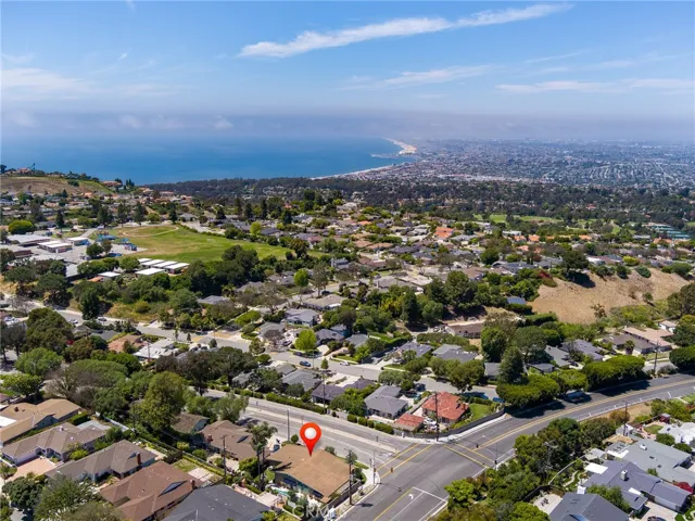 5306 Montemalaga Drive, Rancho Palos Verdes, California 90275