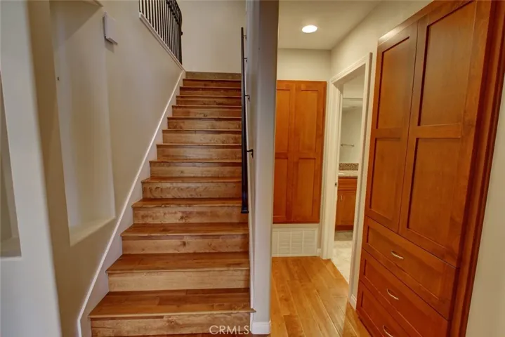 13590 Murphy Hill Drive, Whittier, California 90601