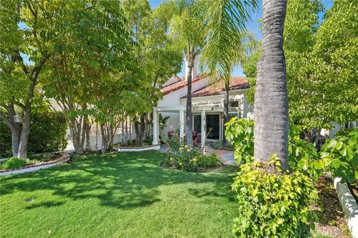 31 Calle Katrina, Rancho Santa Margarita, California 92688