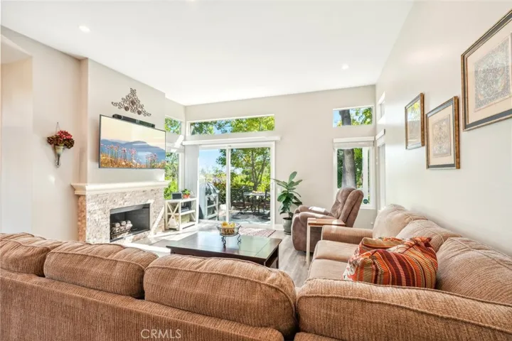 31 Calle Katrina, Rancho Santa Margarita, California 92688