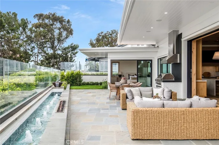 1015 Dolphin Terrace, Corona Del Mar, California 92625