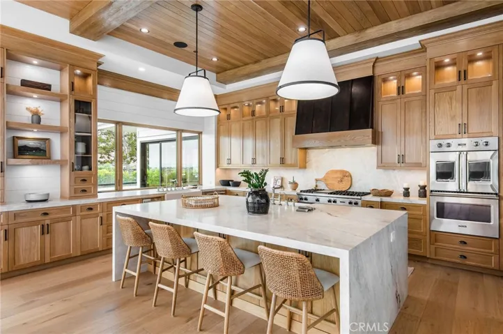 1015 Dolphin Terrace, Corona Del Mar, California 92625