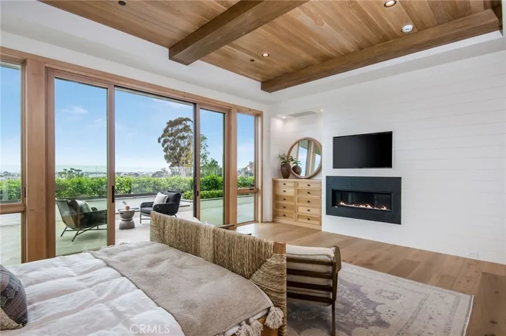 1015 Dolphin Terrace, Corona Del Mar, California 92625