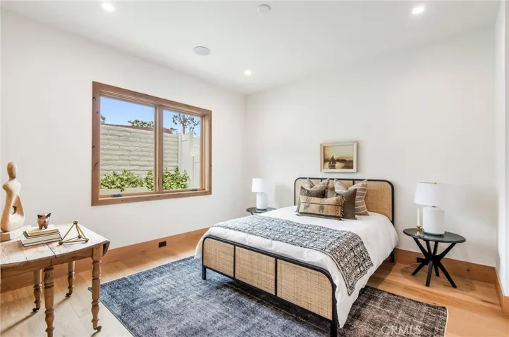 1015 Dolphin Terrace, Corona Del Mar, California 92625