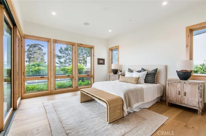 1015 Dolphin Terrace, Corona Del Mar, California 92625