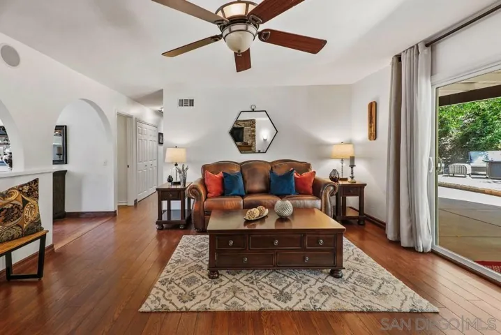 15404 Nawa Court, San Diego, California 92129
