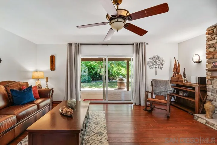 15404 Nawa Court, San Diego, California 92129