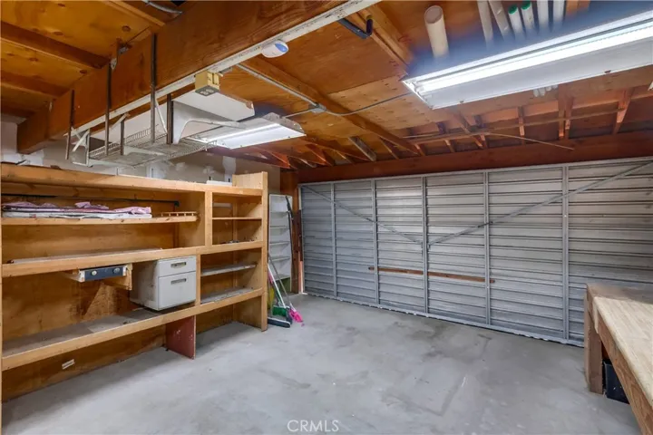 10215 Fernglen Avenue, Tujunga, California 91042