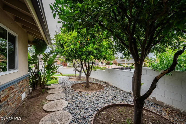 388 Calle Higuera Camarillo CA-large-028