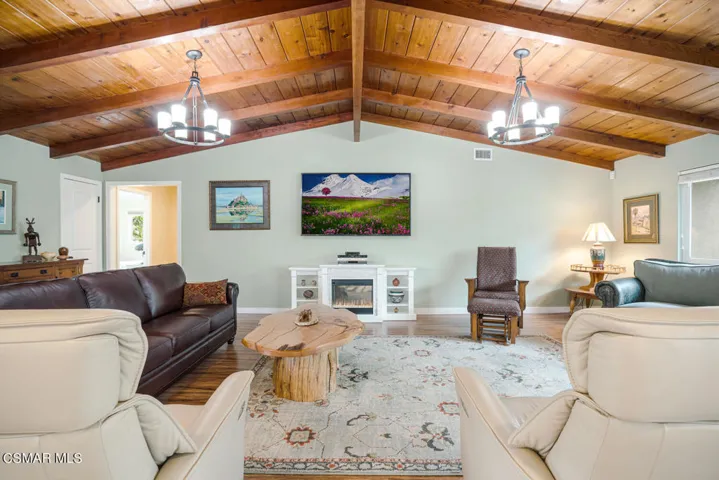 388 Calle Higuera Camarillo CA-large-006