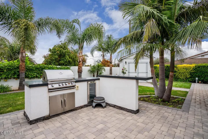 388 Calle Higuera Camarillo CA-large-032