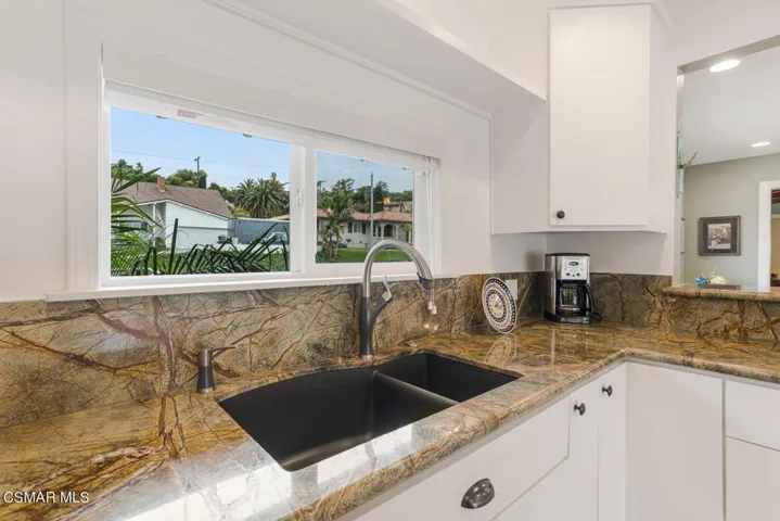 388 Calle Higuera Camarillo CA-large-015