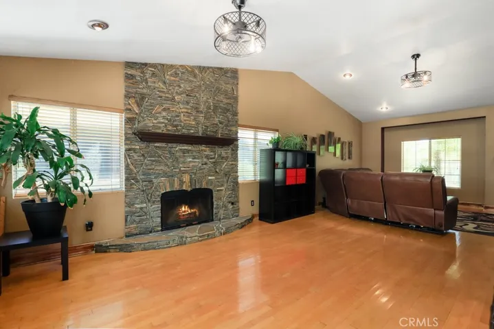 31646 Willow View Place, Lake Elsinore, California 92532