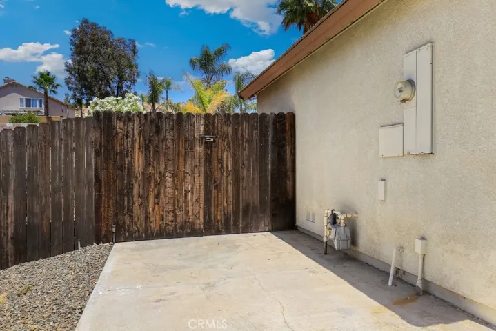 31646 Willow View Place, Lake Elsinore, California 92532